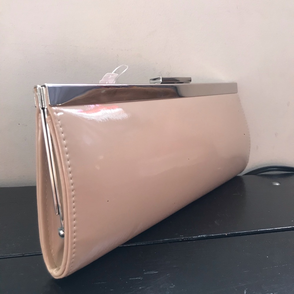 Clutch from aldo